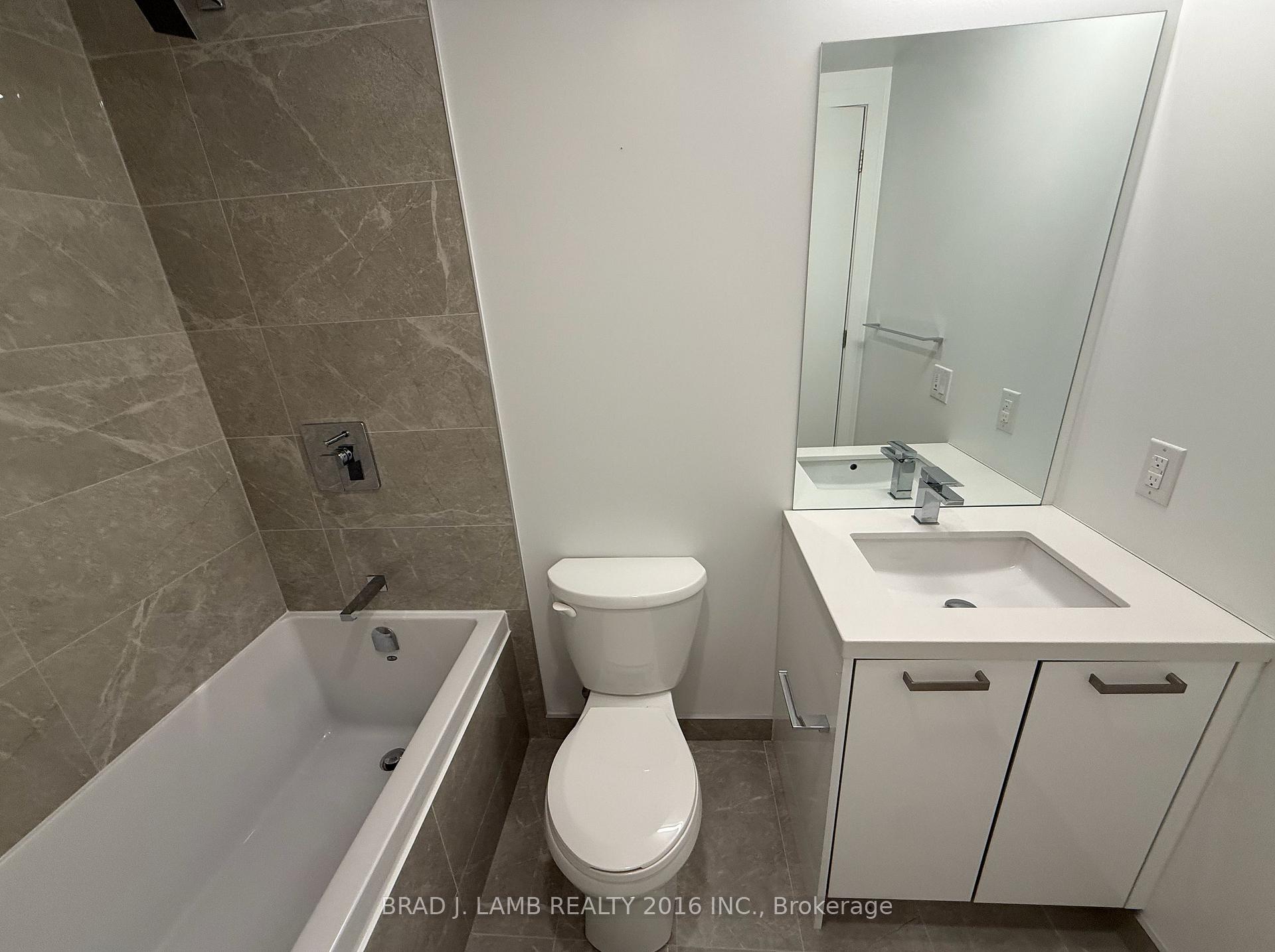 Photo 5 of Unit 717, 55 Ontario Street, Toronto, Moss Park — HOMEH