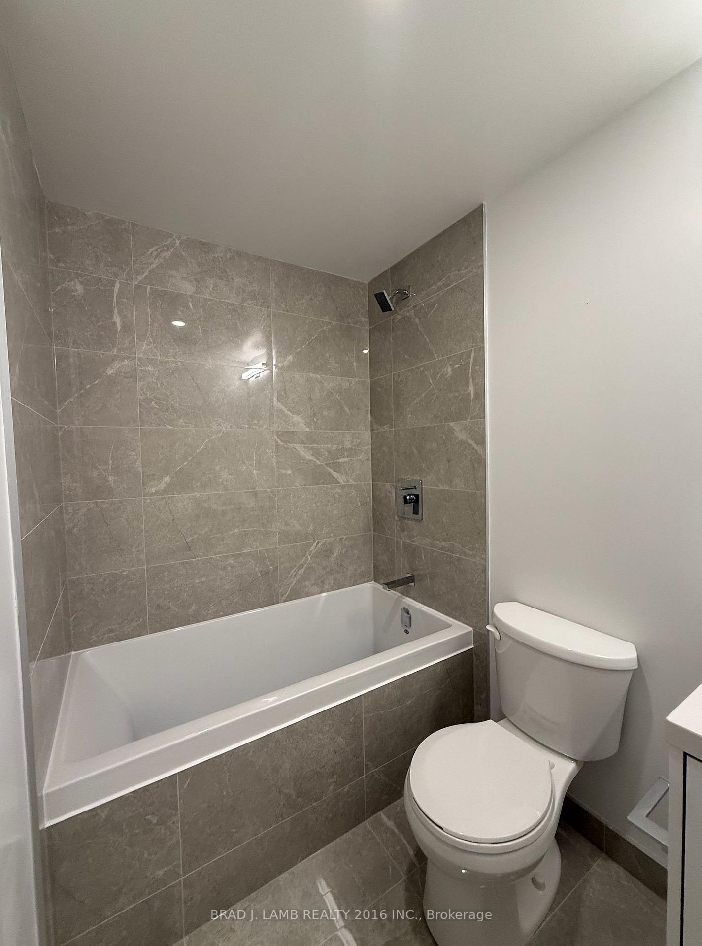 Photo 6 of Unit 717, 55 Ontario Street, Toronto, Moss Park — HOMEH