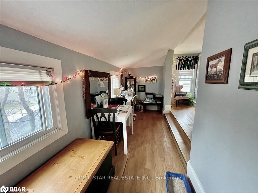 Photo 6 of Unit Unit #2, 36 Lake Street, St. Catharines, Downtown — HOMEH