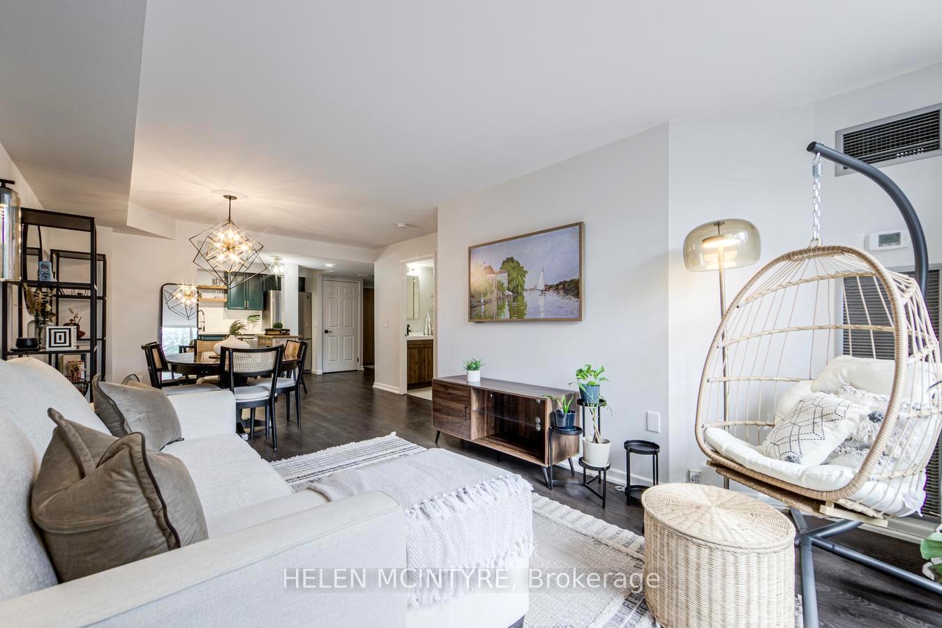 Photo 17 of Unit 222, 955 Millwood Road, Toronto, Leaside — HOMEH