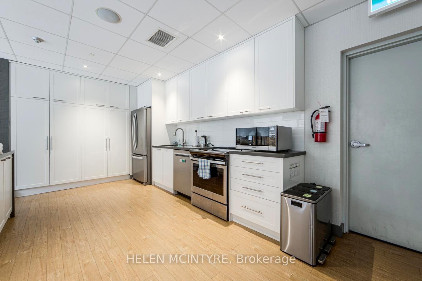 Photo 30 of Unit 222, 955 Millwood Road, Toronto, Leaside — HOMEH