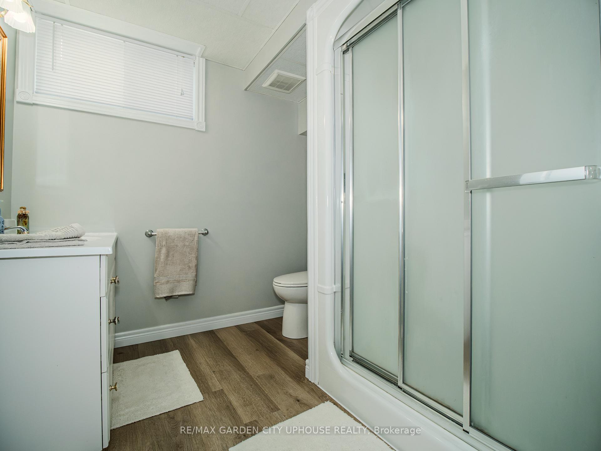 Photo 30 of 12 Foxhill Crescent, St. Catharines, Rykert/Vansickle — HOMEH