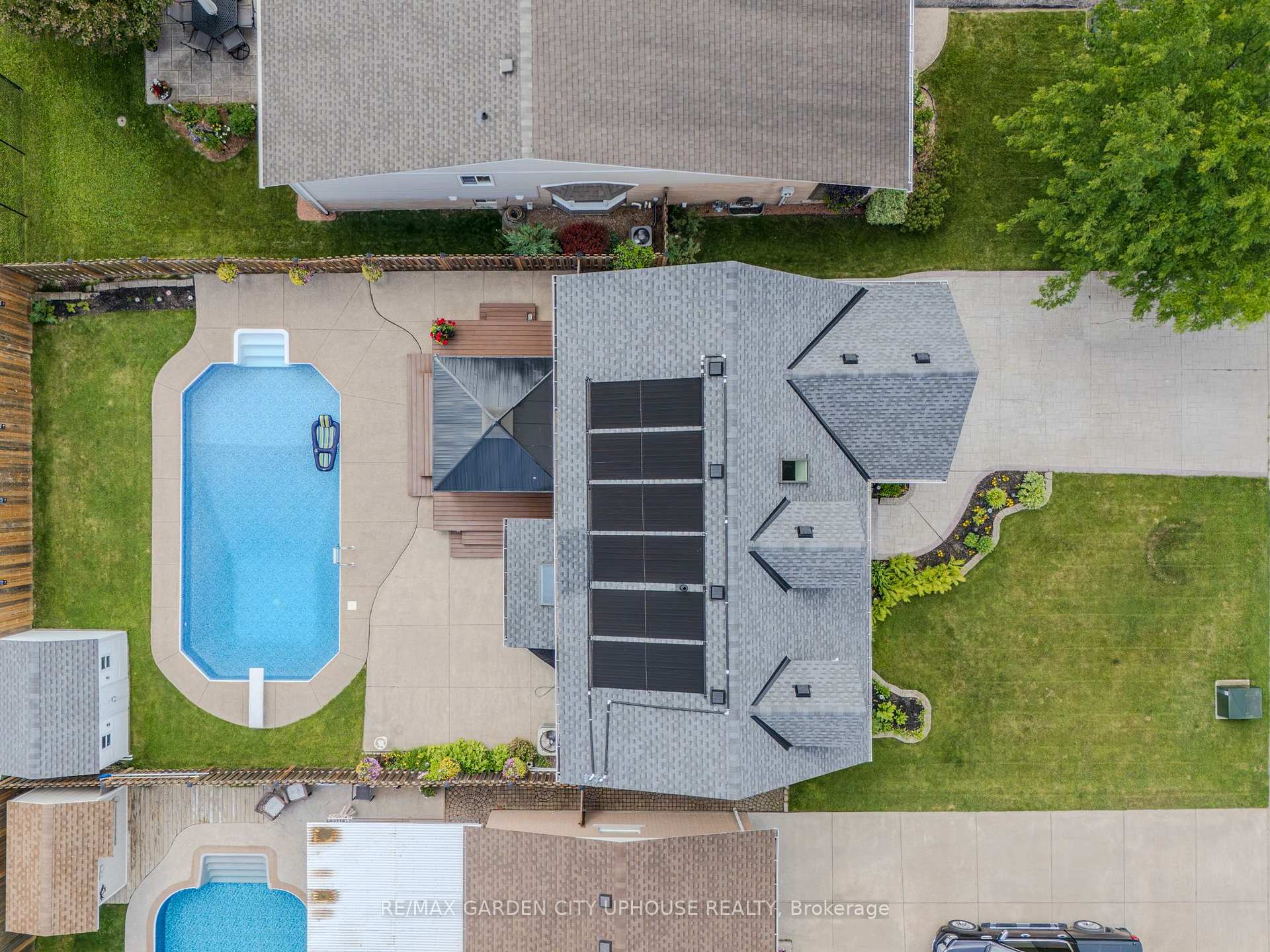 Photo 39 of 12 Foxhill Crescent, St. Catharines, Rykert/Vansickle — HOMEH