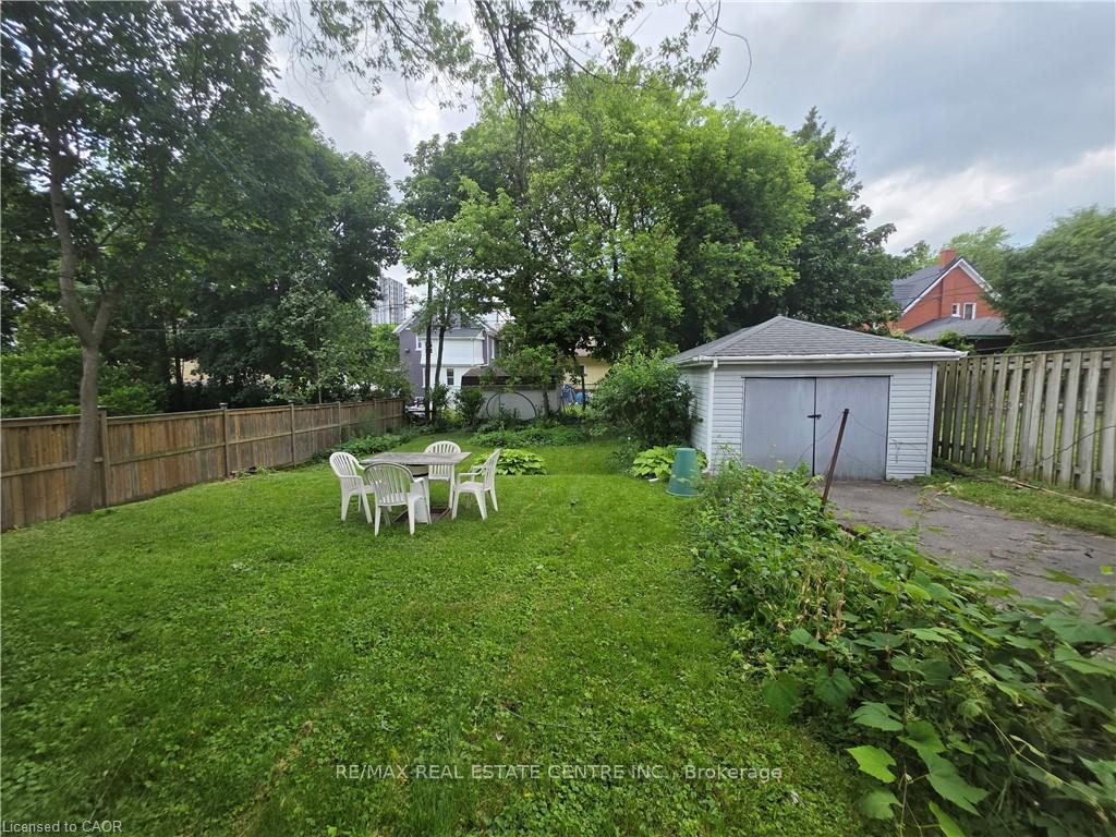 Photo 4 of 20 Fairview Avenue, Kitchener, King East — HOMEH