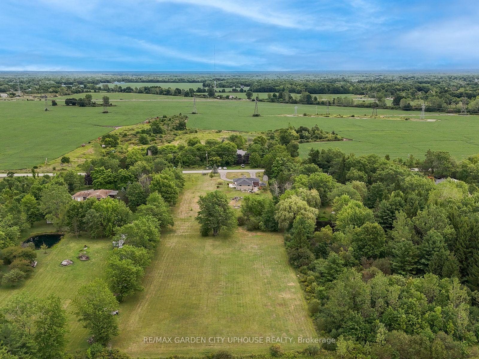 Photo 32 of 373 Darby Road, Welland, Cooks Mills — HOMEH
