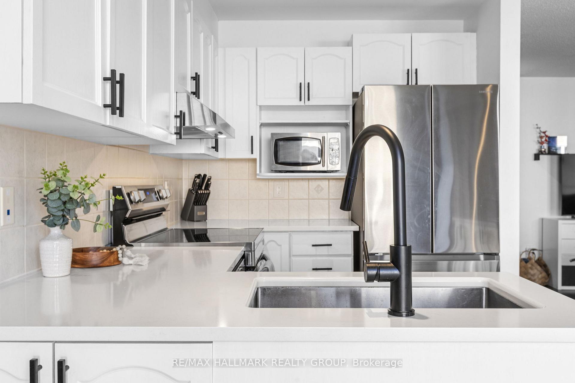 Photo 11 of 602 Louis Toscano Drive, Ottawa, Avalon East — HOMEH