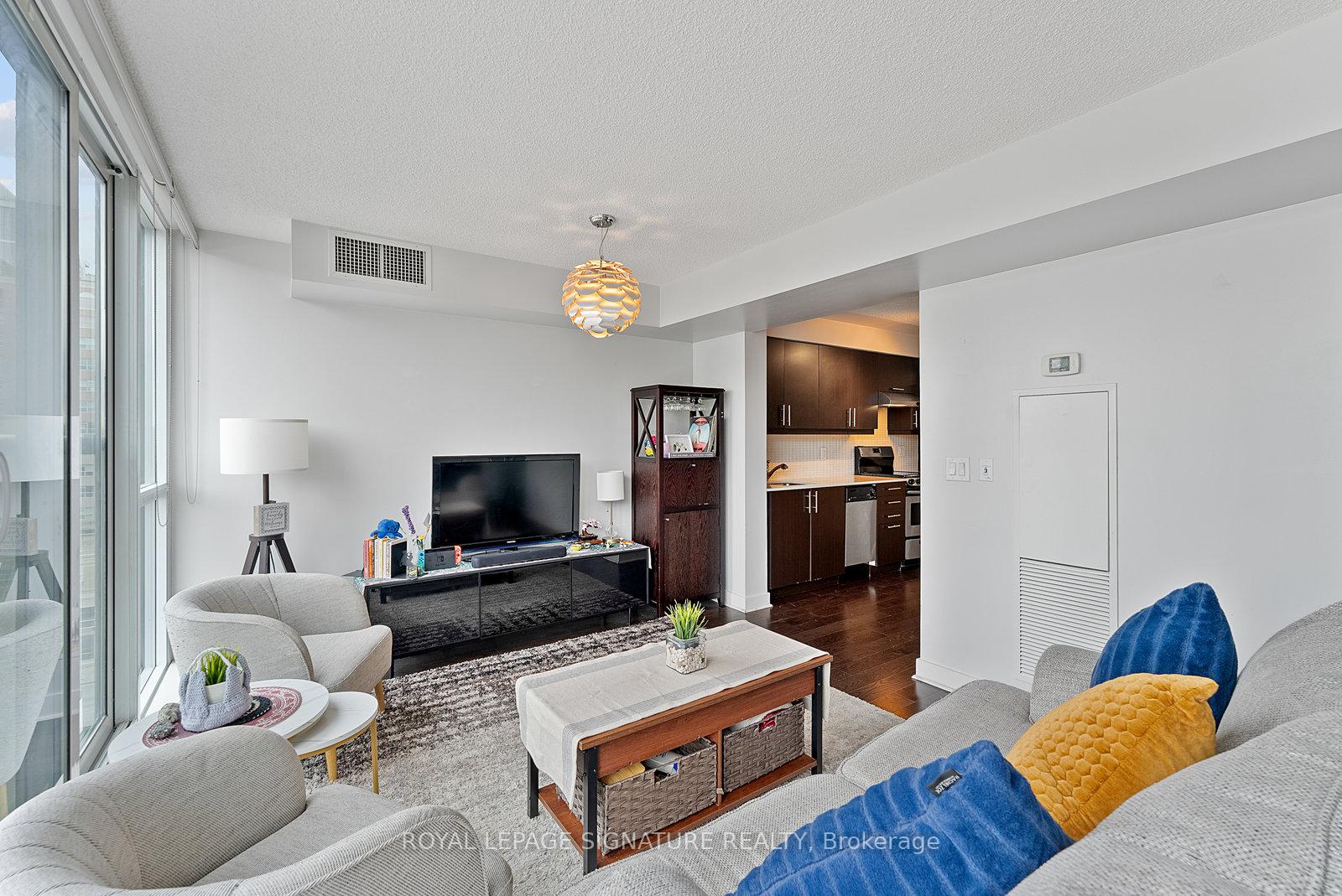 Photo 7 of Unit 718, 320 Richmond Street E, Toronto, Moss Park — HOMEH