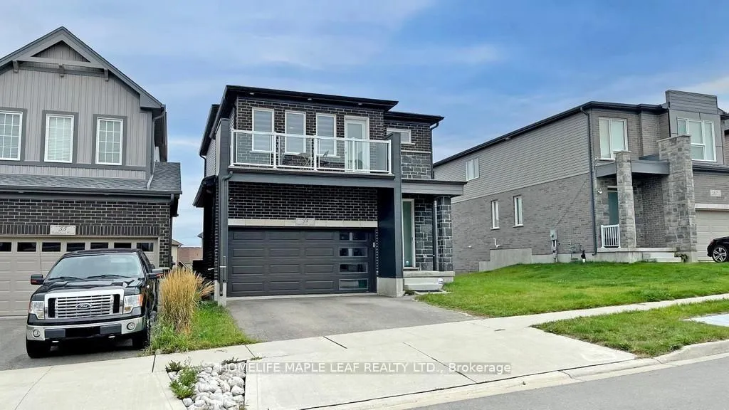 Photo 3 of 59 Saddlebrook Court, Kitchener — HOMEH