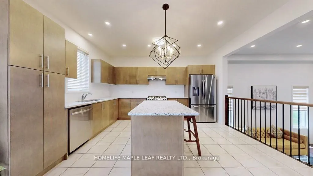 Photo 11 of 59 Saddlebrook Court, Kitchener — HOMEH