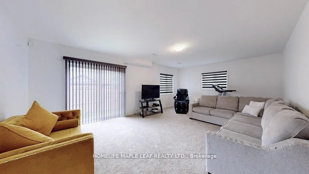 Photo 33 of 59 Saddlebrook Court, Kitchener — HOMEH