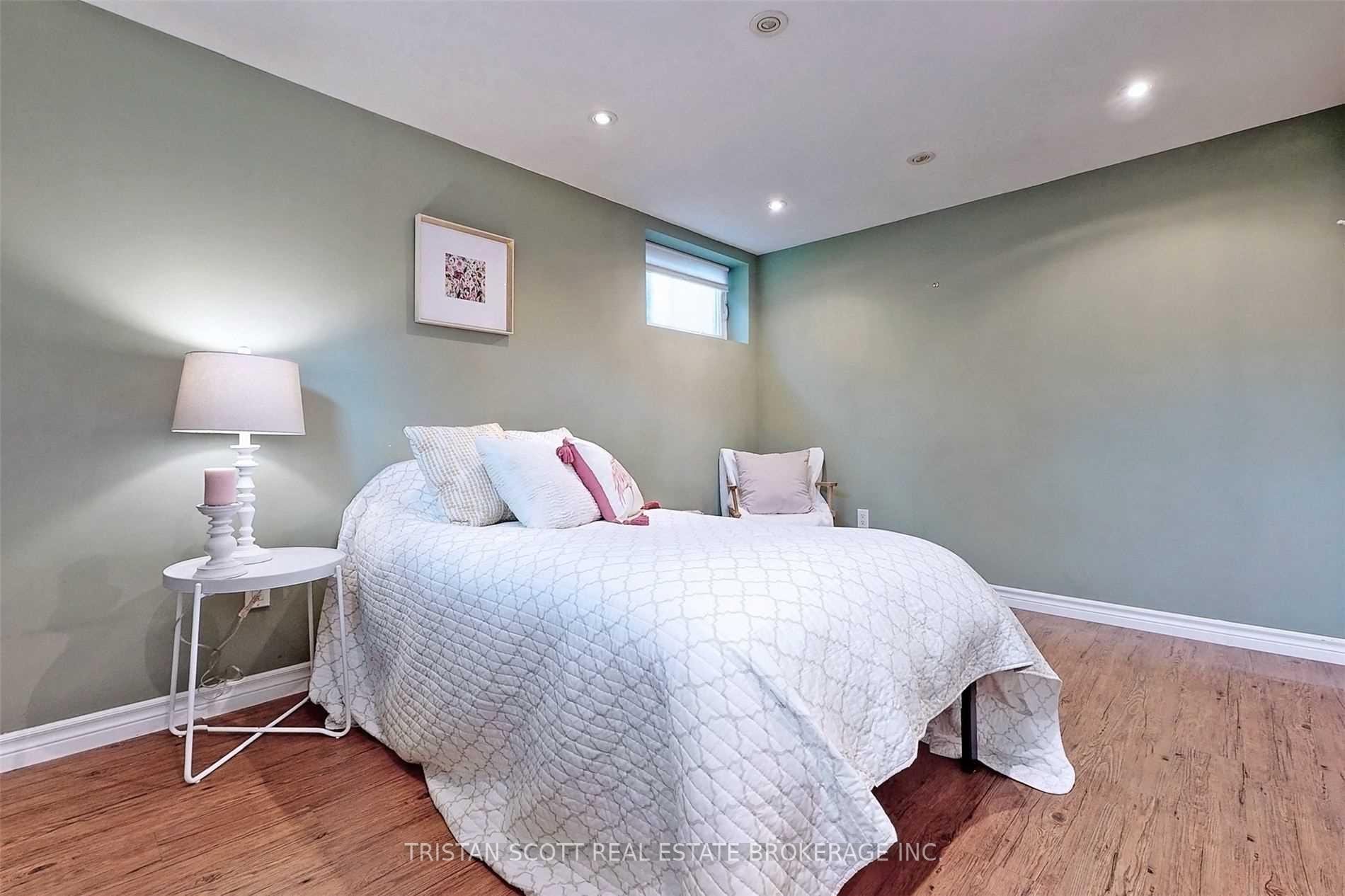 Photo 24 of 5299 Mericourt Road, Burlington, Appleby — HOMEH
