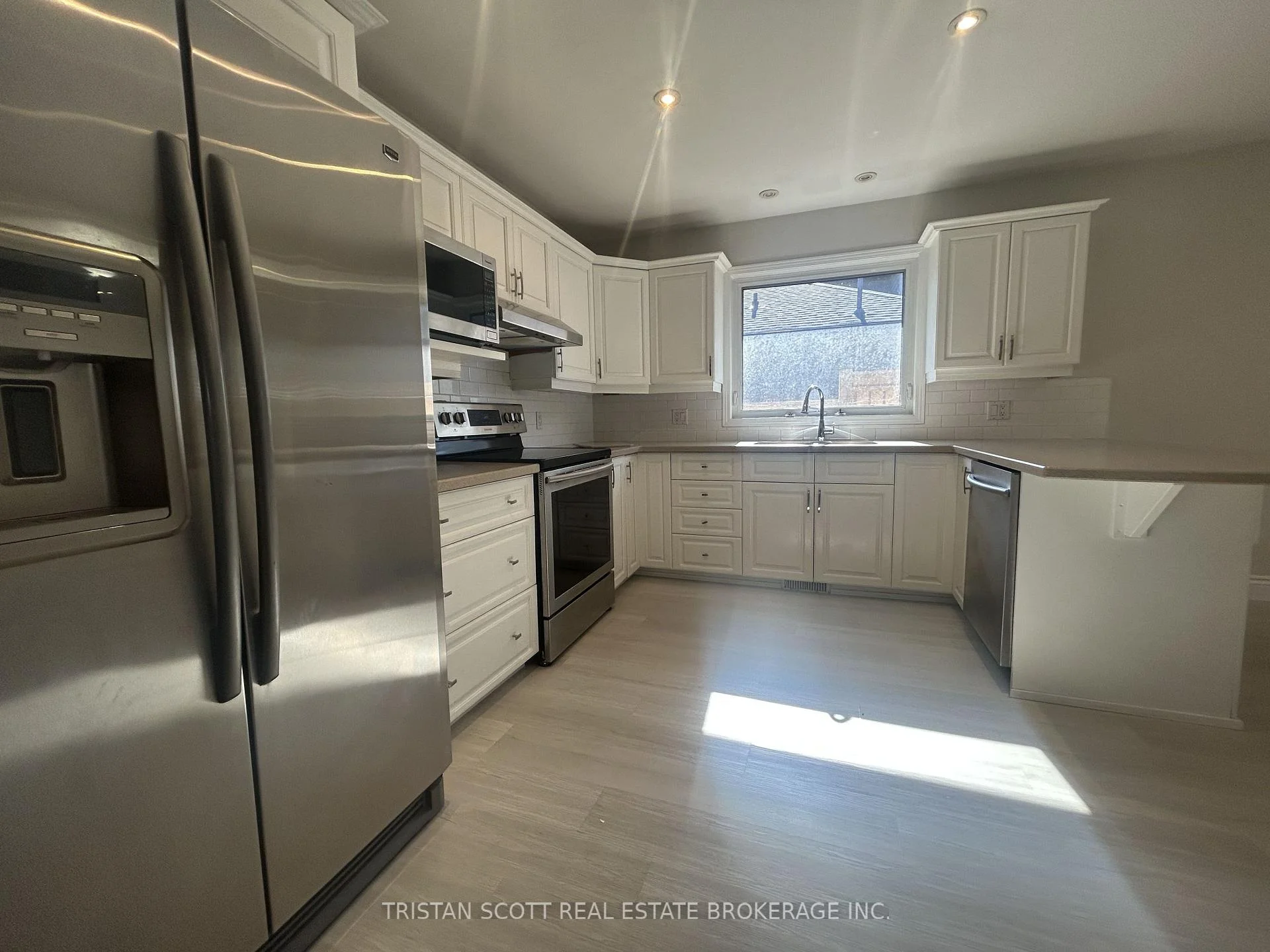 Photo 10 of 5299 Mericourt Road, Burlington, Appleby — HOMEH