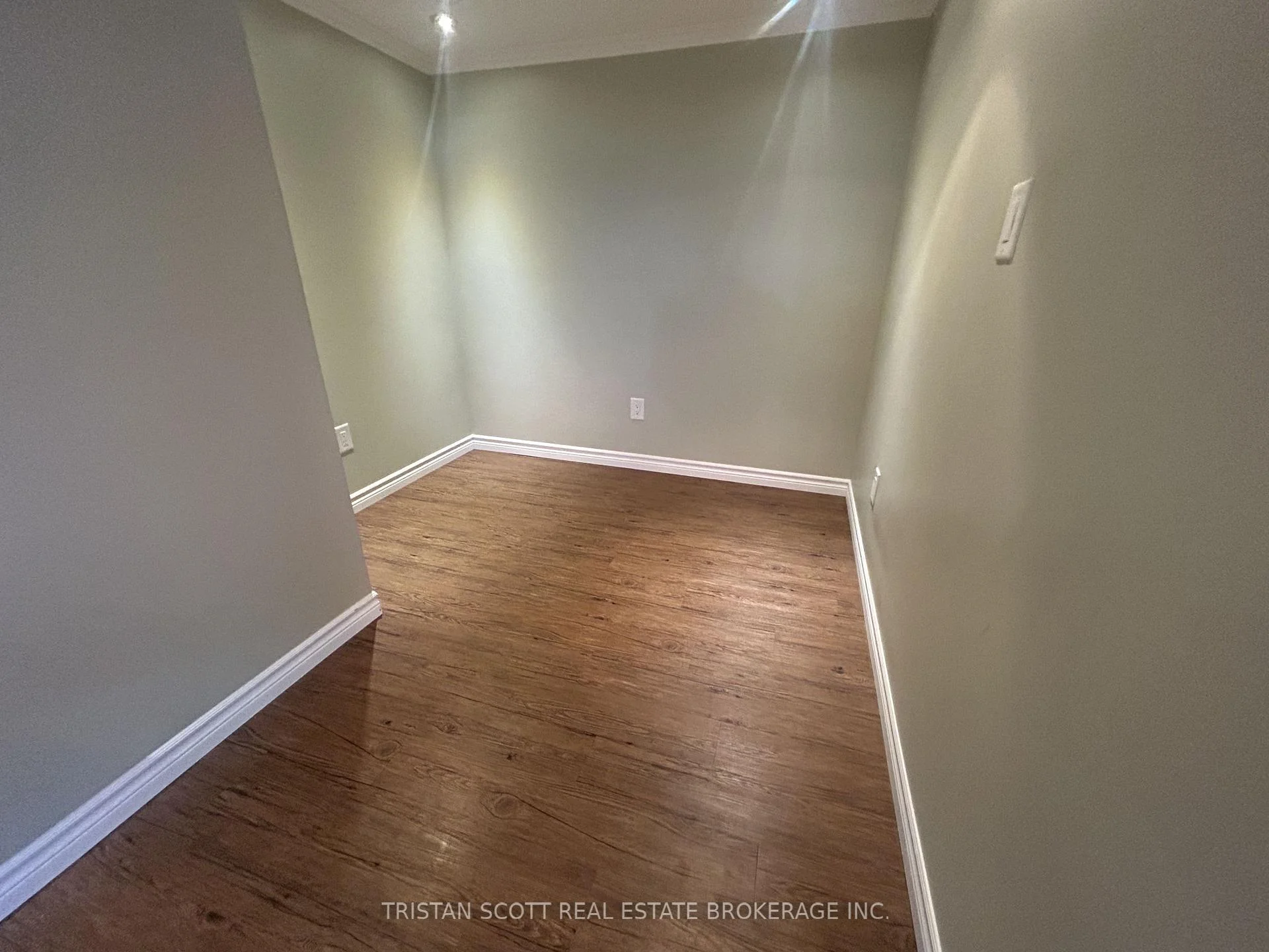Photo 25 of 5299 Mericourt Road, Burlington, Appleby — HOMEH