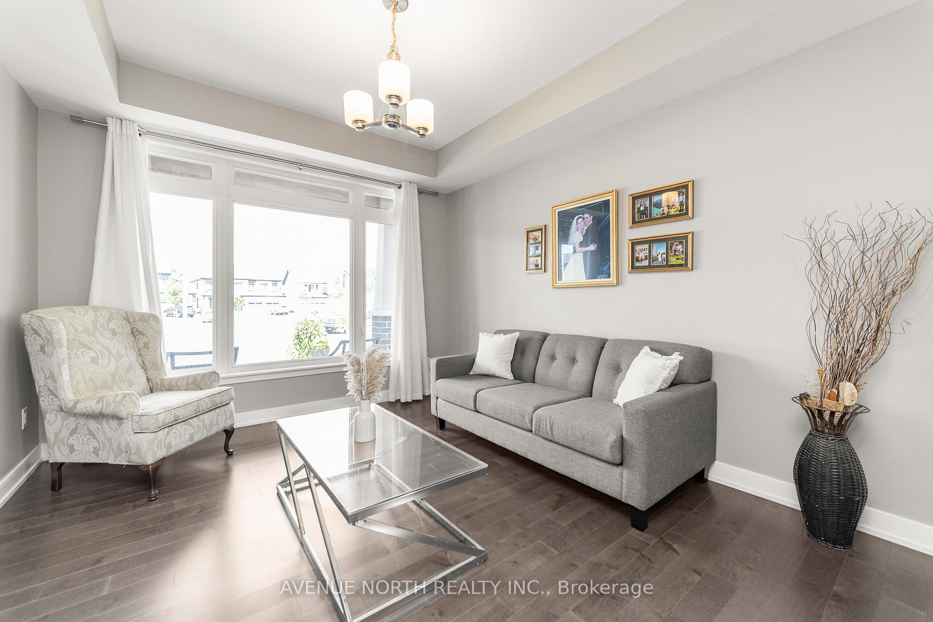 Photo 4 of 206 Reisling Way, Ottawa, Leitrim — HOMEH