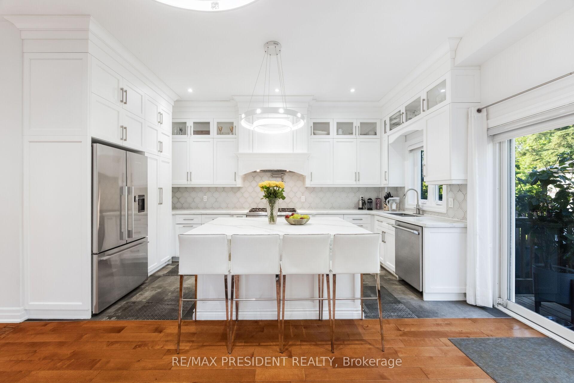 Photo 11 of 3 Highvale Road, Scarborough, Clairlea-Birchmount — HOMEH