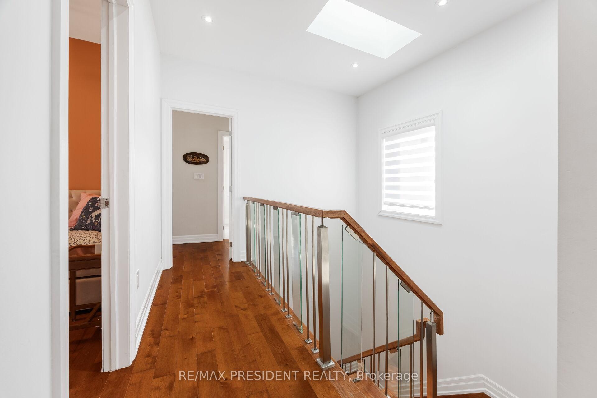 Photo 19 of 3 Highvale Road, Scarborough, Clairlea-Birchmount — HOMEH