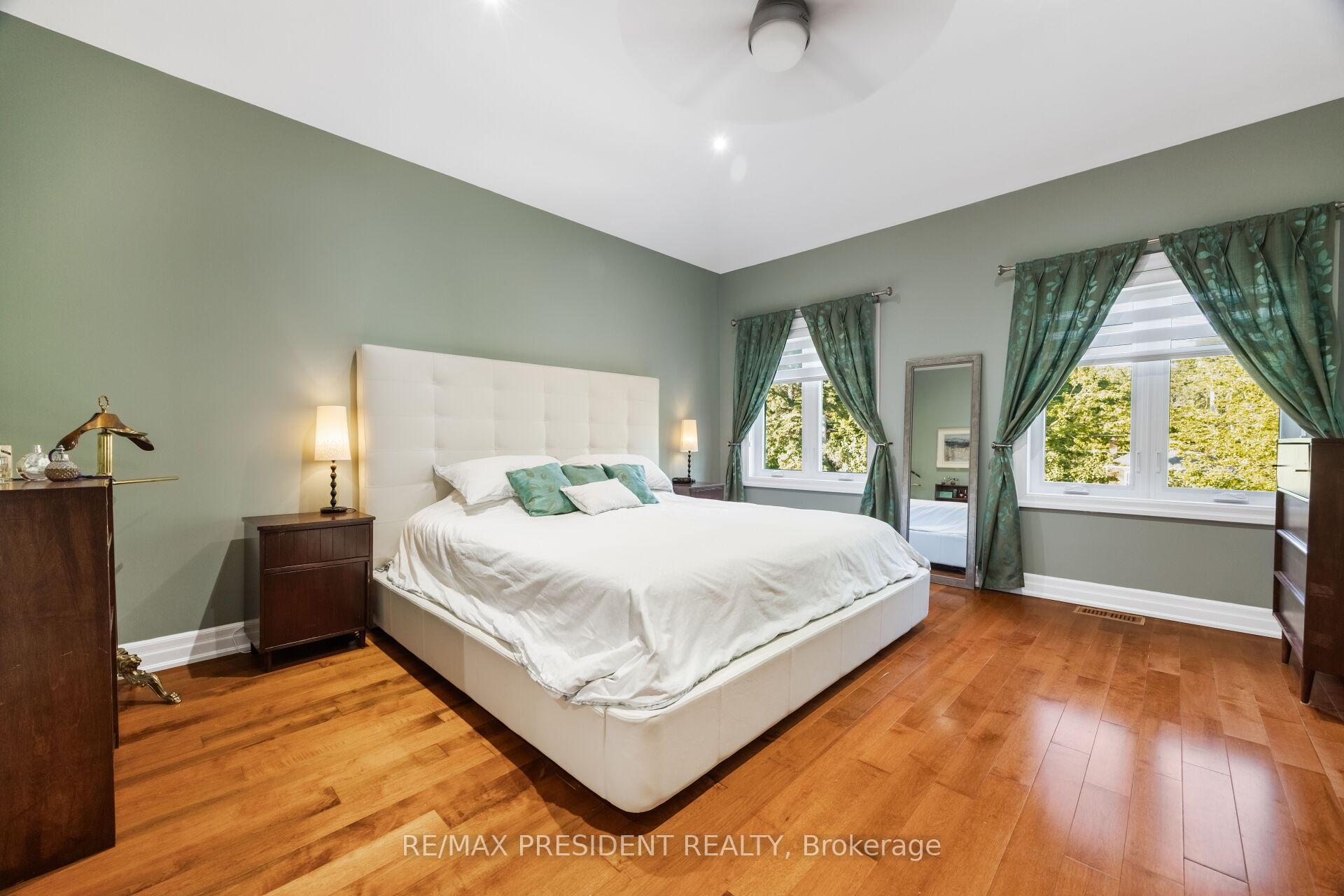 Photo 20 of 3 Highvale Road, Scarborough, Clairlea-Birchmount — HOMEH