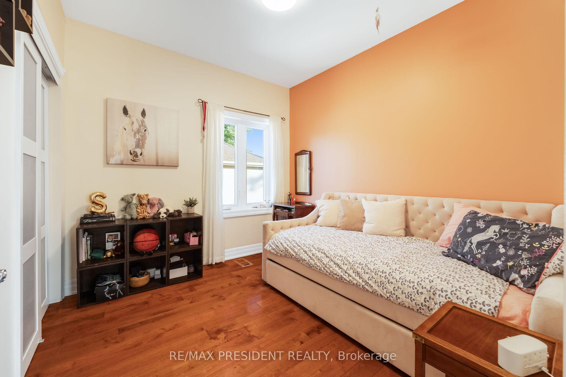 Photo 27 of 3 Highvale Road, Scarborough, Clairlea-Birchmount — HOMEH