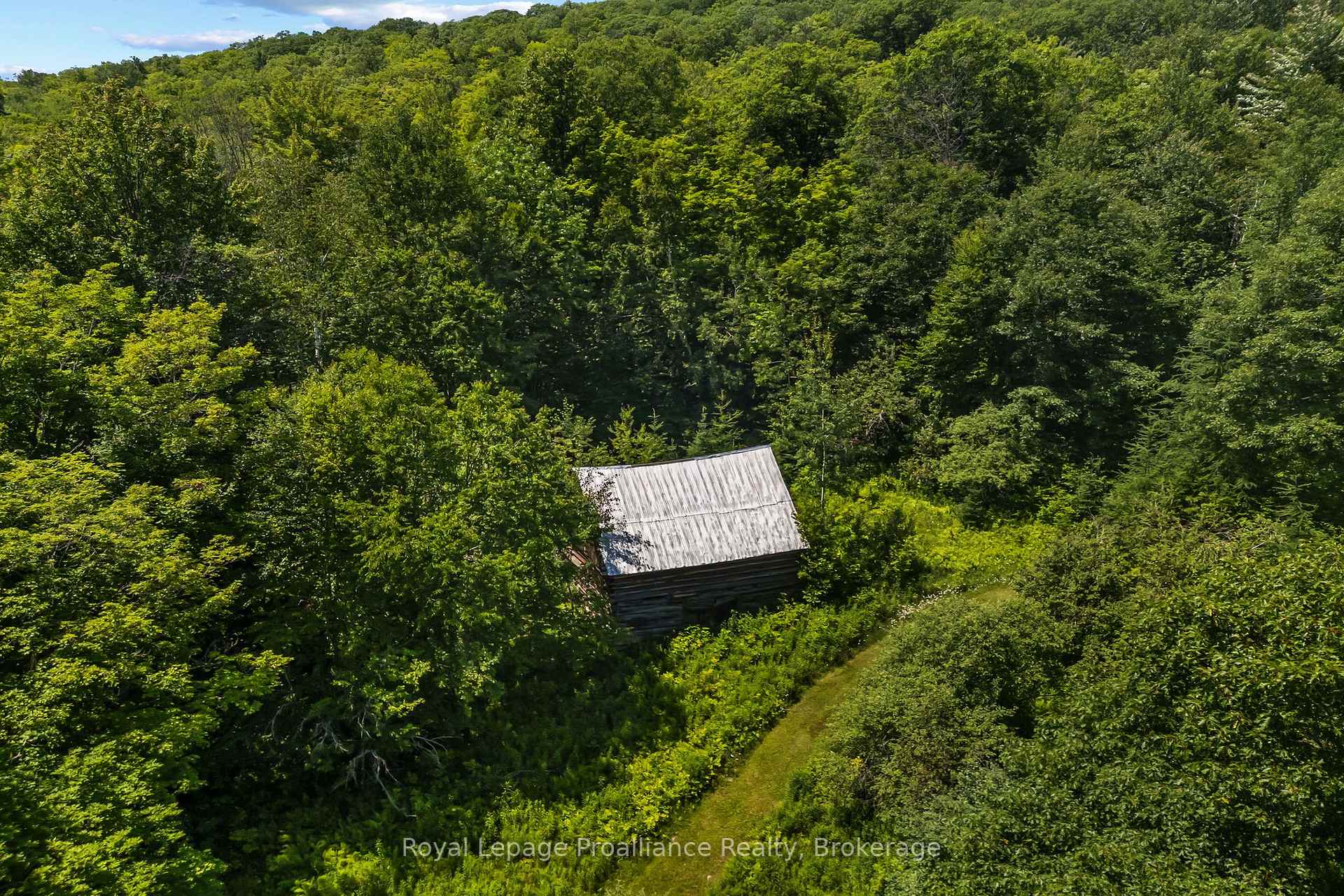 Photo 6 of 3432 Siberia Road, Hastings Highlands, Bangor Ward — HOMEH