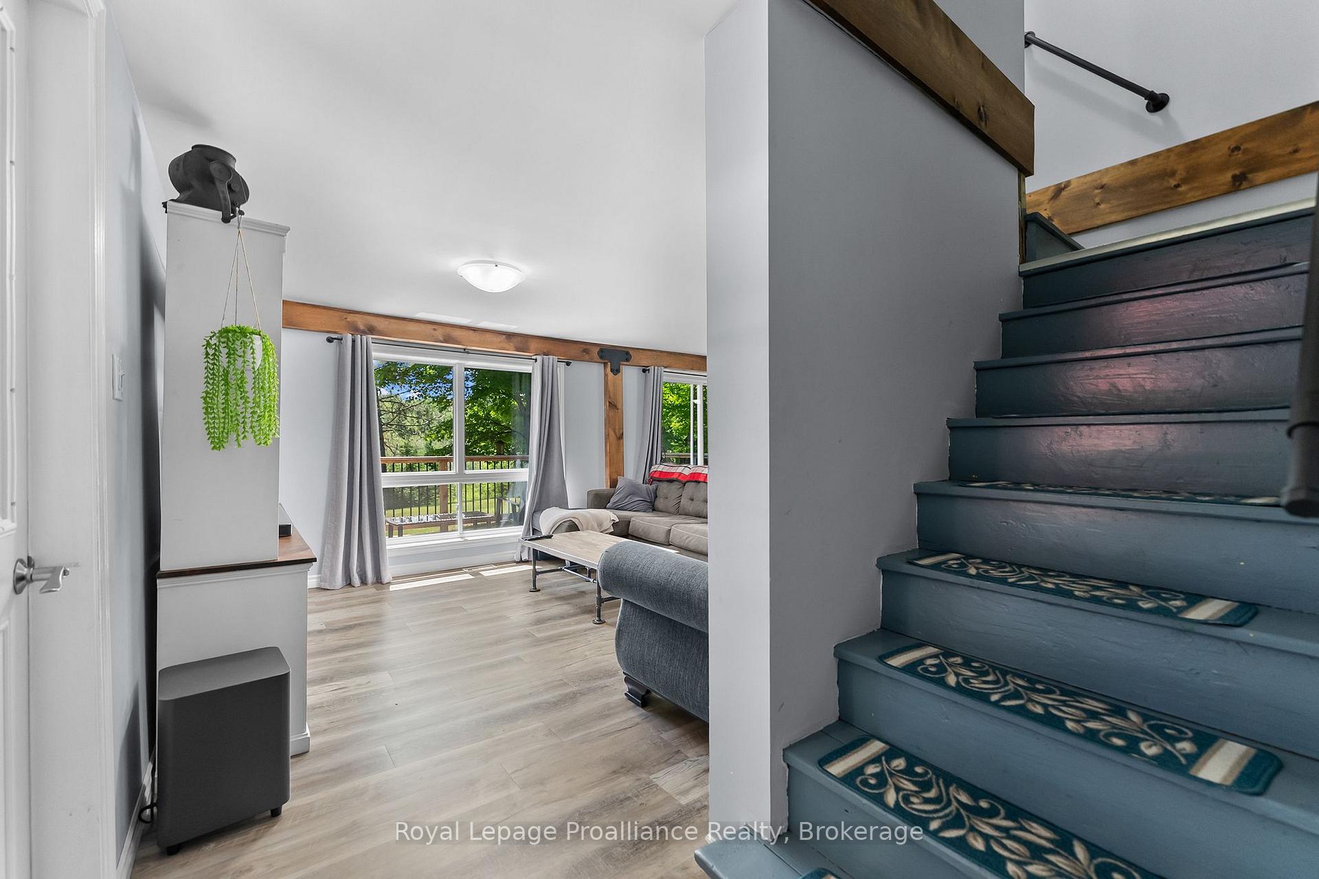 Photo 9 of 3432 Siberia Road, Hastings Highlands, Bangor Ward — HOMEH