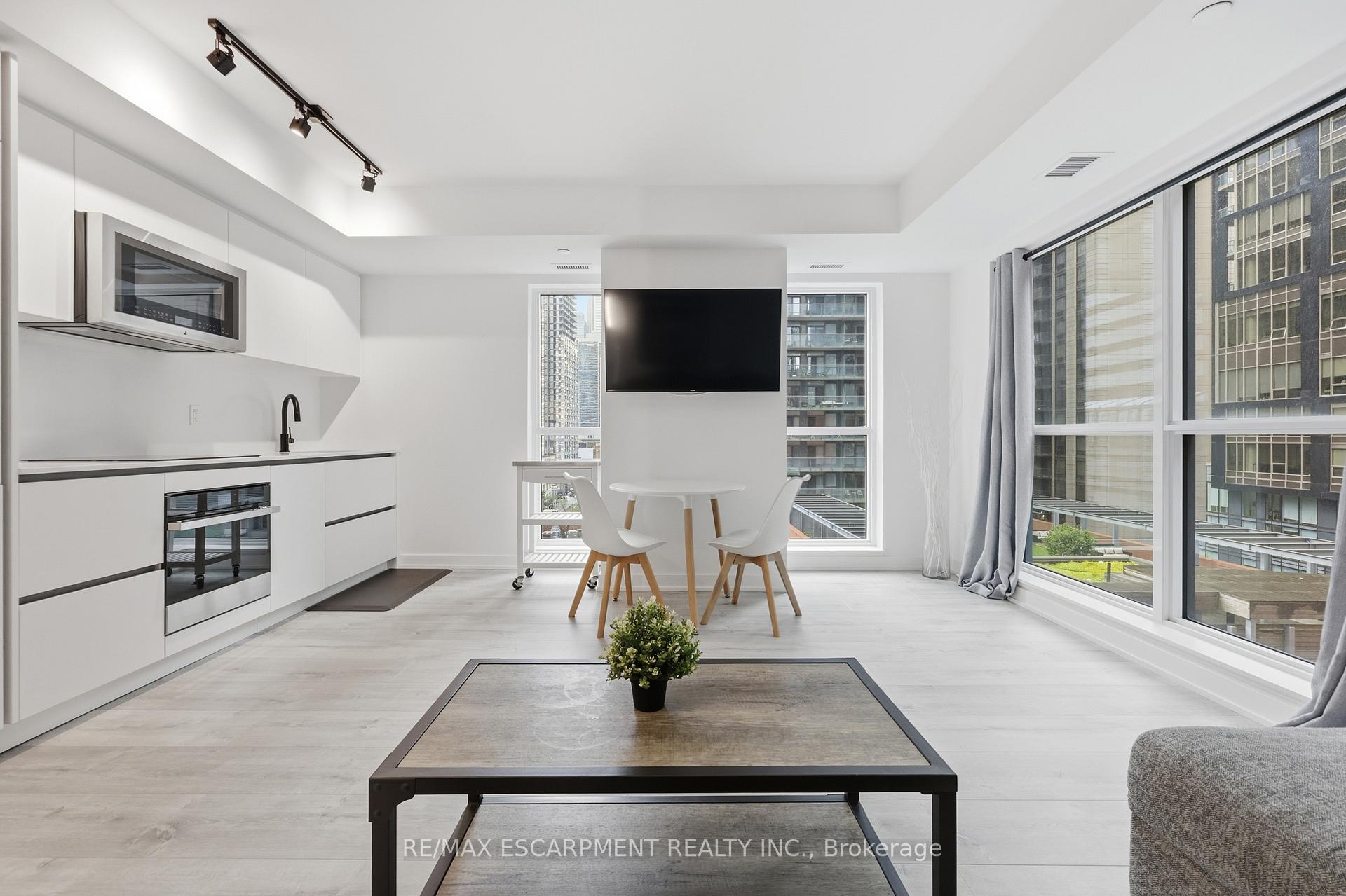 Photo 20 of Unit 802, 327 King Street W, Toronto, Waterfront Communities — HOMEH
