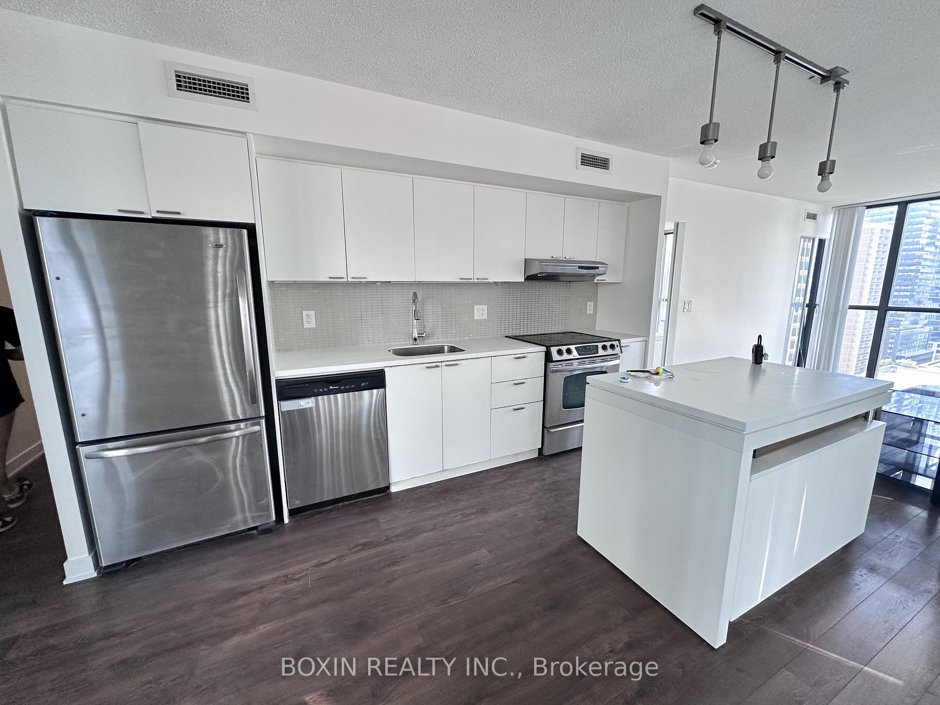 Photo 2 of Unit 1707, 110 Charles Street E, Toronto, Church-Yonge Corridor — HOMEH