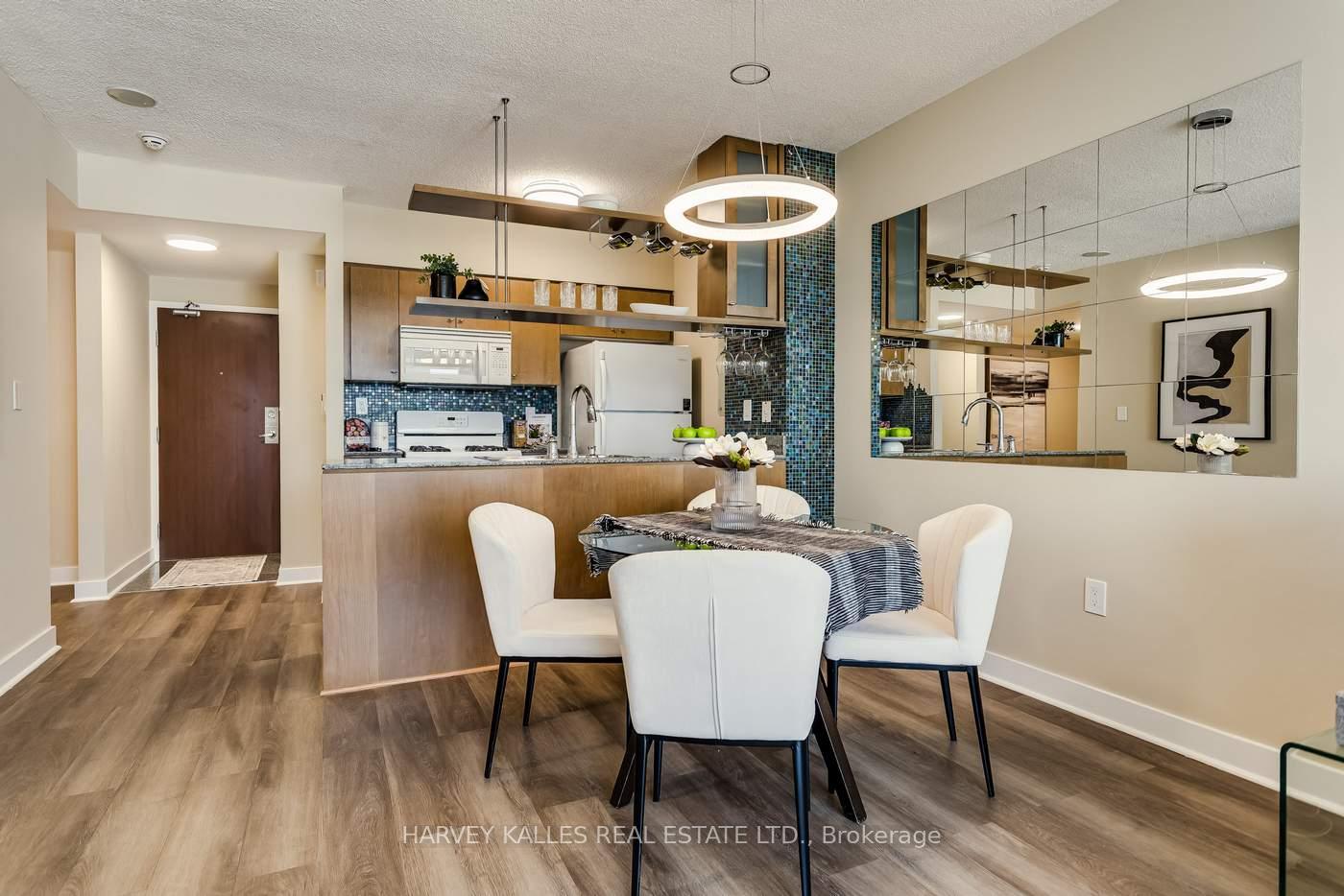 Photo 16 of Unit 3808, 35 Mariner Terrace, Toronto, Waterfront Communities — HOMEH