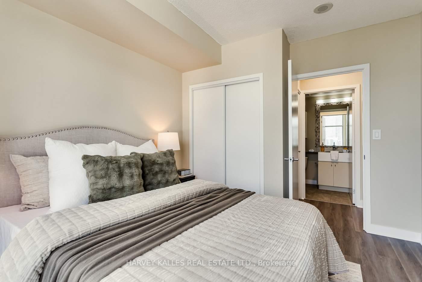 Photo 25 of Unit 3808, 35 Mariner Terrace, Toronto, Waterfront Communities — HOMEH