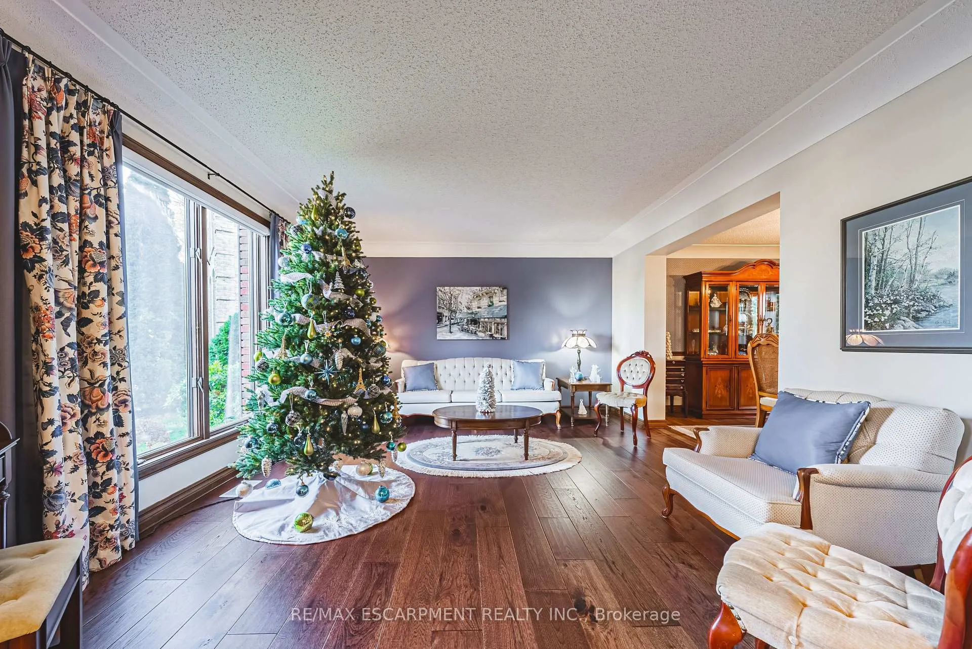 Photo 5 of 6 Sunhaven Court, Hamilton, Stoney Creek — HOMEH