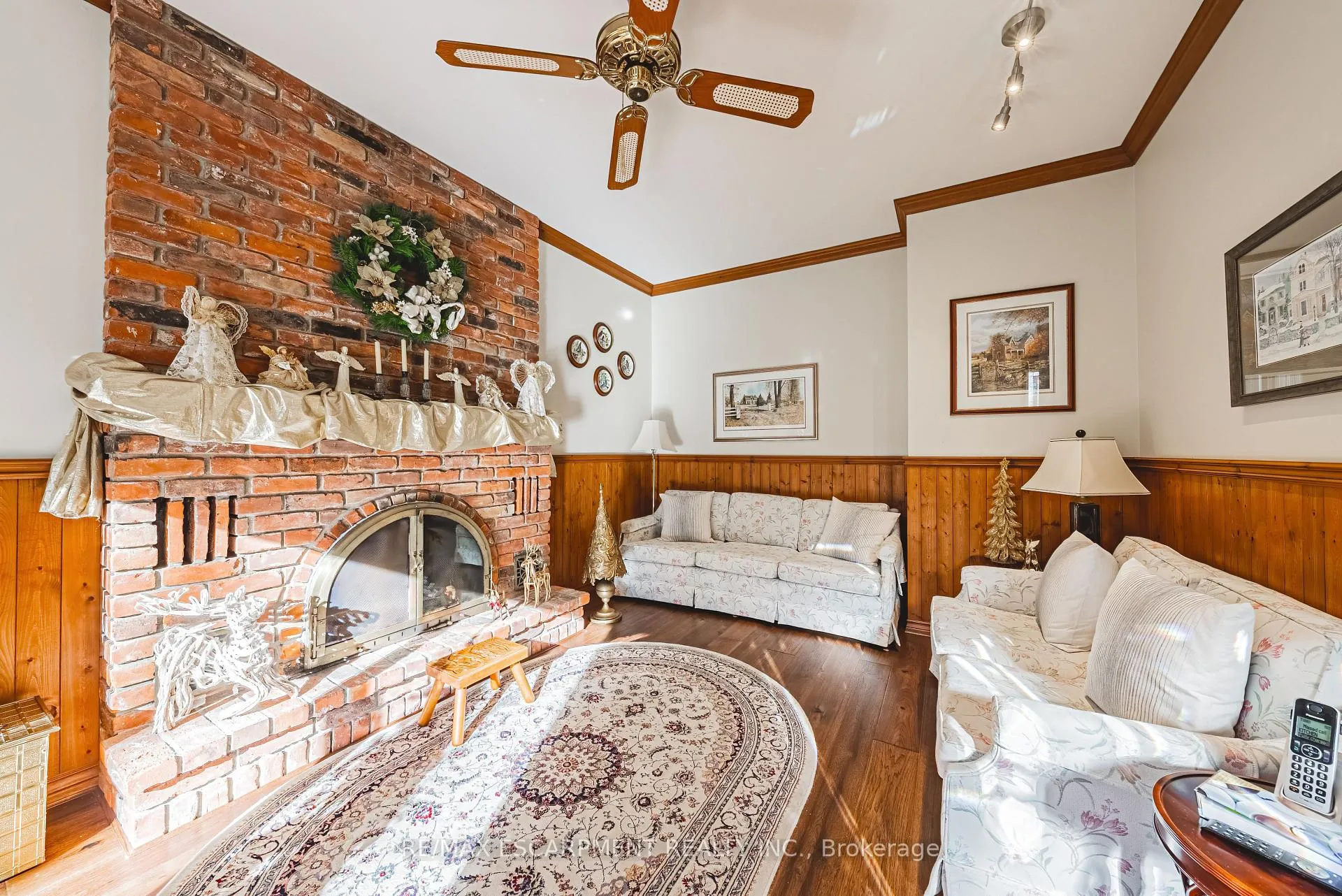 Photo 12 of 6 Sunhaven Court, Hamilton, Stoney Creek — HOMEH