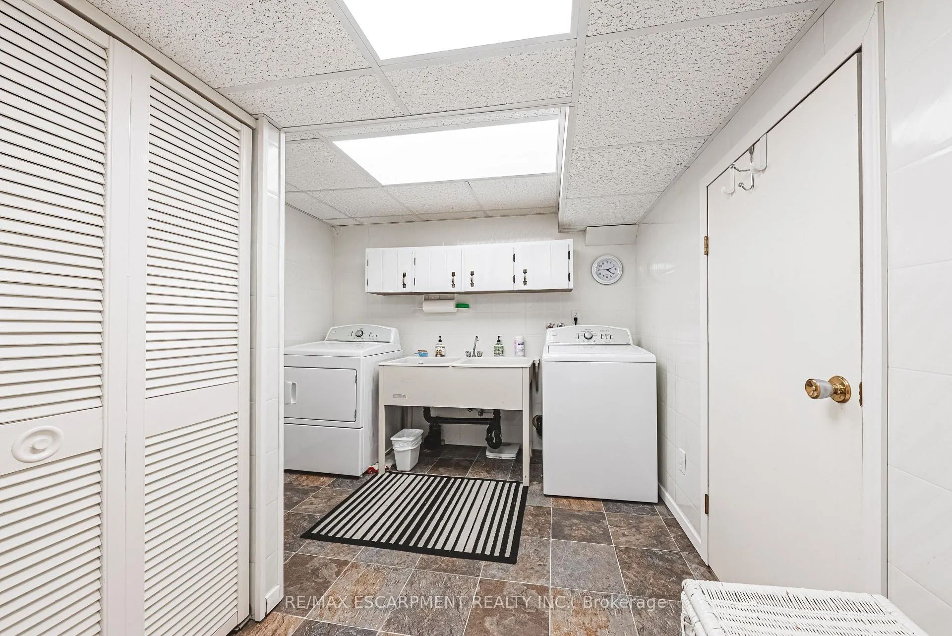 Photo 34 of 6 Sunhaven Court, Hamilton, Stoney Creek — HOMEH
