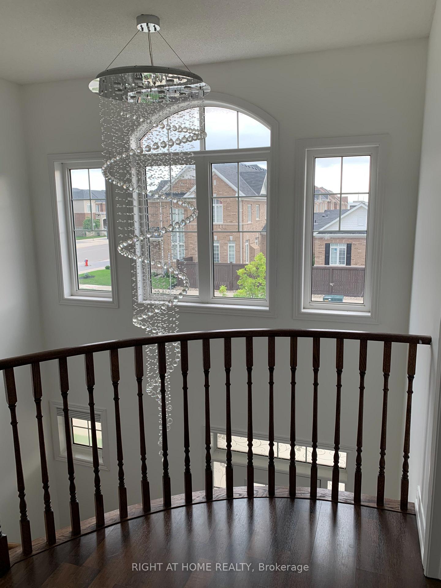 Photo 10 of 276 Robert Parkinson Drive, Brampton, Northwest Brampton — HOMEH