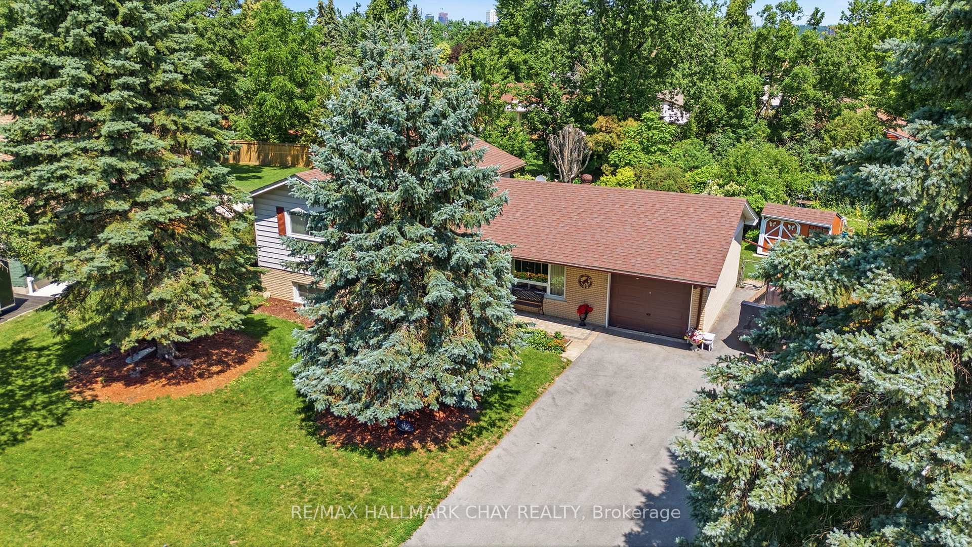 Photo 1 of 6 Highcroft Drive, Barrie, Allandale Heights — HOMEH