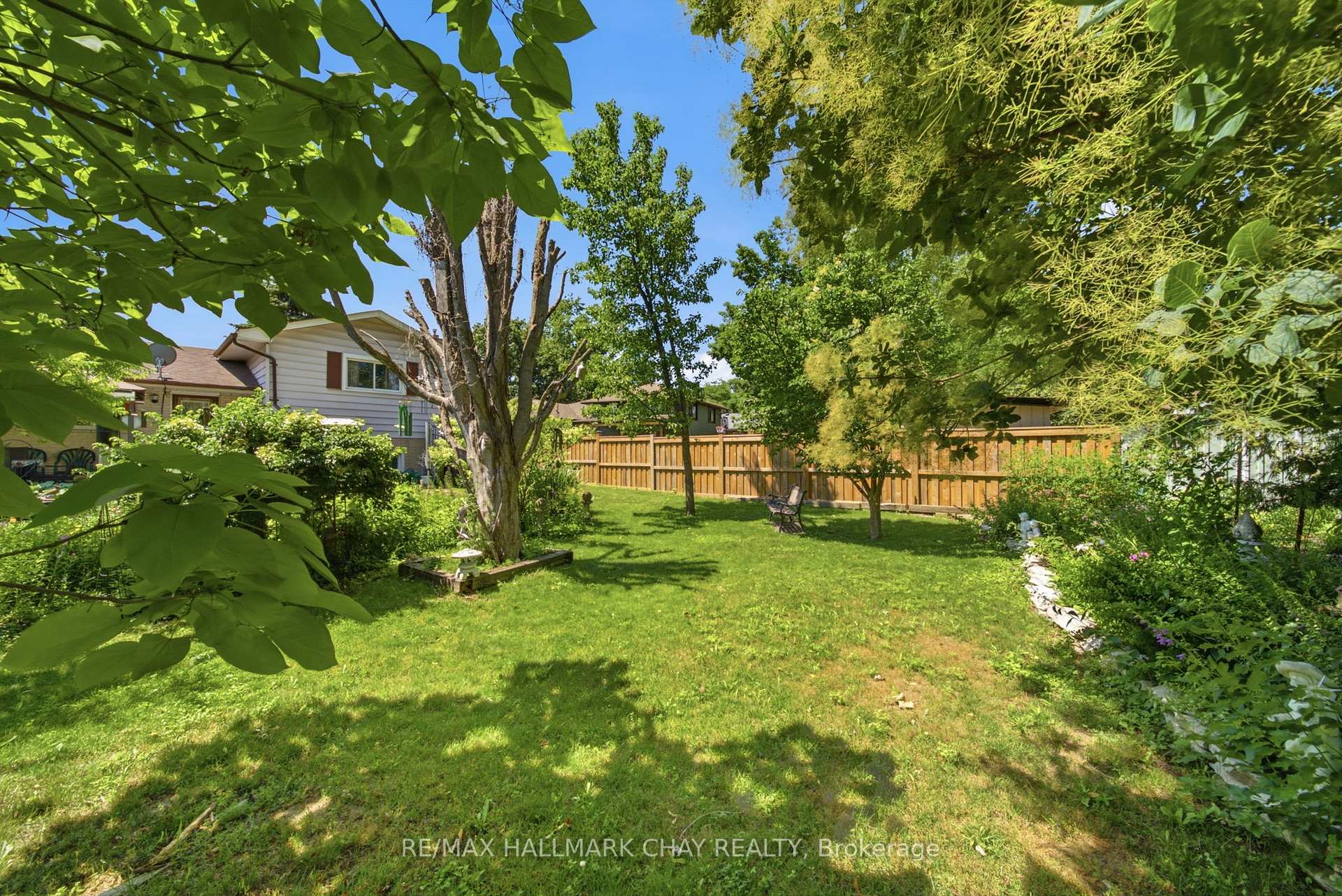 Photo 27 of 6 Highcroft Drive, Barrie, Allandale Heights — HOMEH