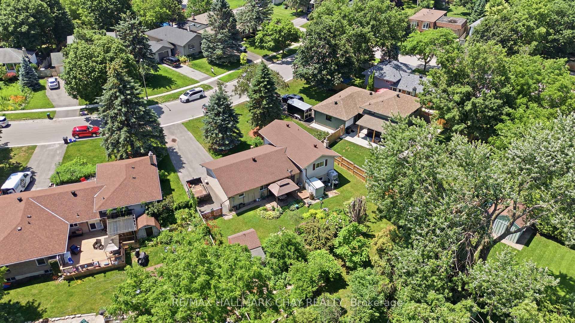 Photo 37 of 6 Highcroft Drive, Barrie, Allandale Heights — HOMEH