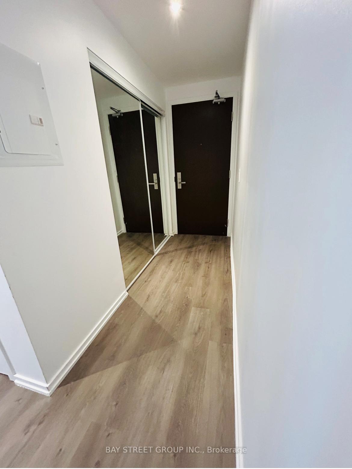 Photo 4 of Unit 2915, 70 Temperance Street, Toronto, Bay Street Corridor — HOMEH