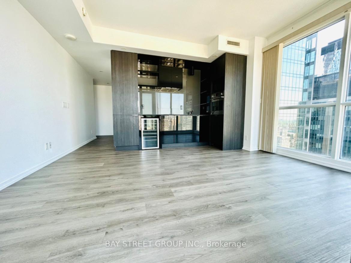 Photo 10 of Unit 2915, 70 Temperance Street, Toronto, Bay Street Corridor — HOMEH