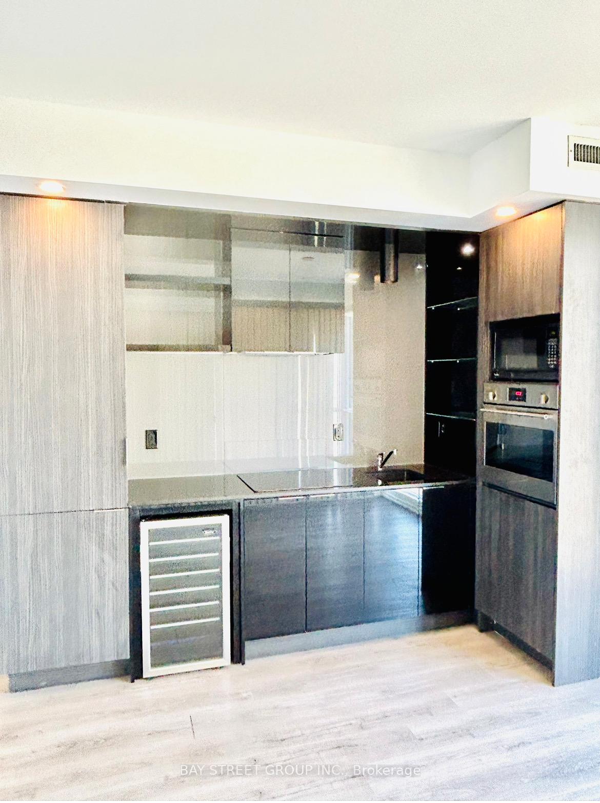 Photo 12 of Unit 2915, 70 Temperance Street, Toronto, Bay Street Corridor — HOMEH