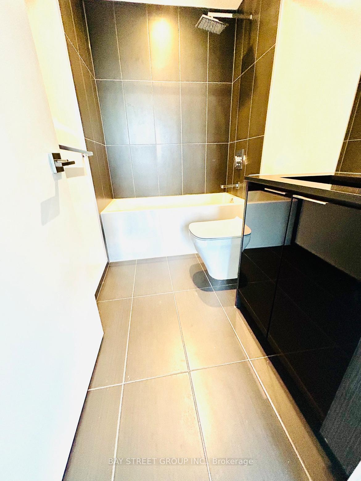 Photo 13 of Unit 2915, 70 Temperance Street, Toronto, Bay Street Corridor — HOMEH