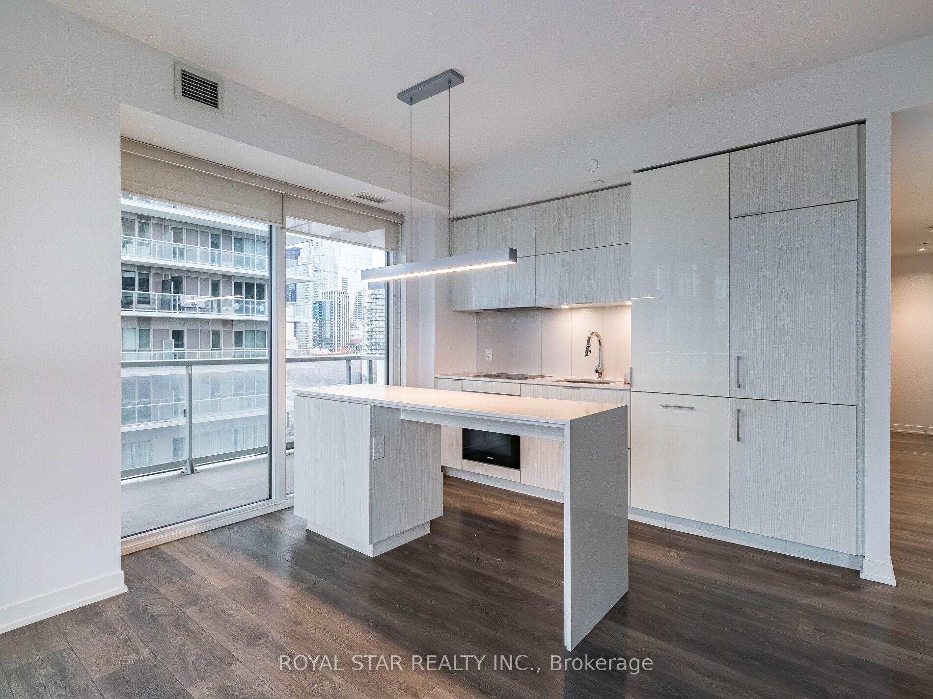 Photo 14 of Unit 1305, 20 Richardson Street, Toronto, Waterfront Communities — HOMEH