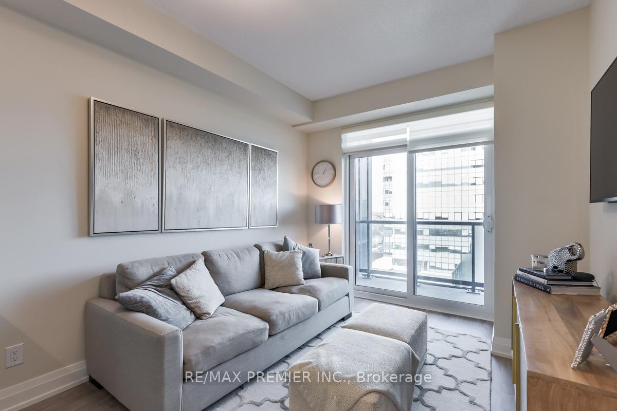 Photo 8 of Unit 803, 3600 Highway 7 Road, Vaughan, Vaughan Corporate Centre — HOMEH