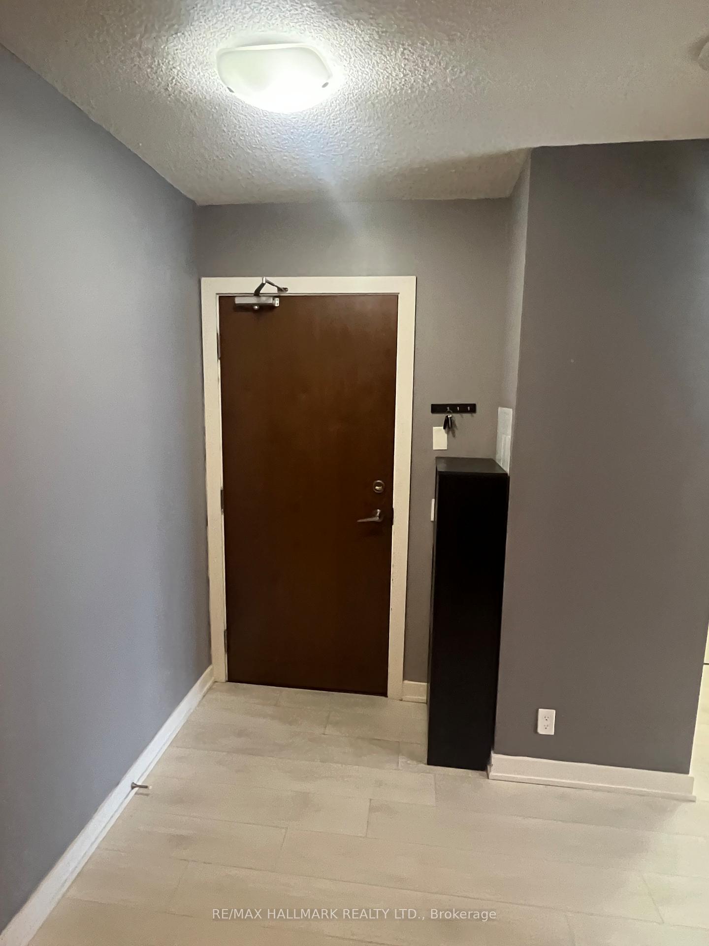 Photo 2 of Unit 1205, 2220 Lakeshore Boulevard W, Etobicoke, Mimico — HOMEH