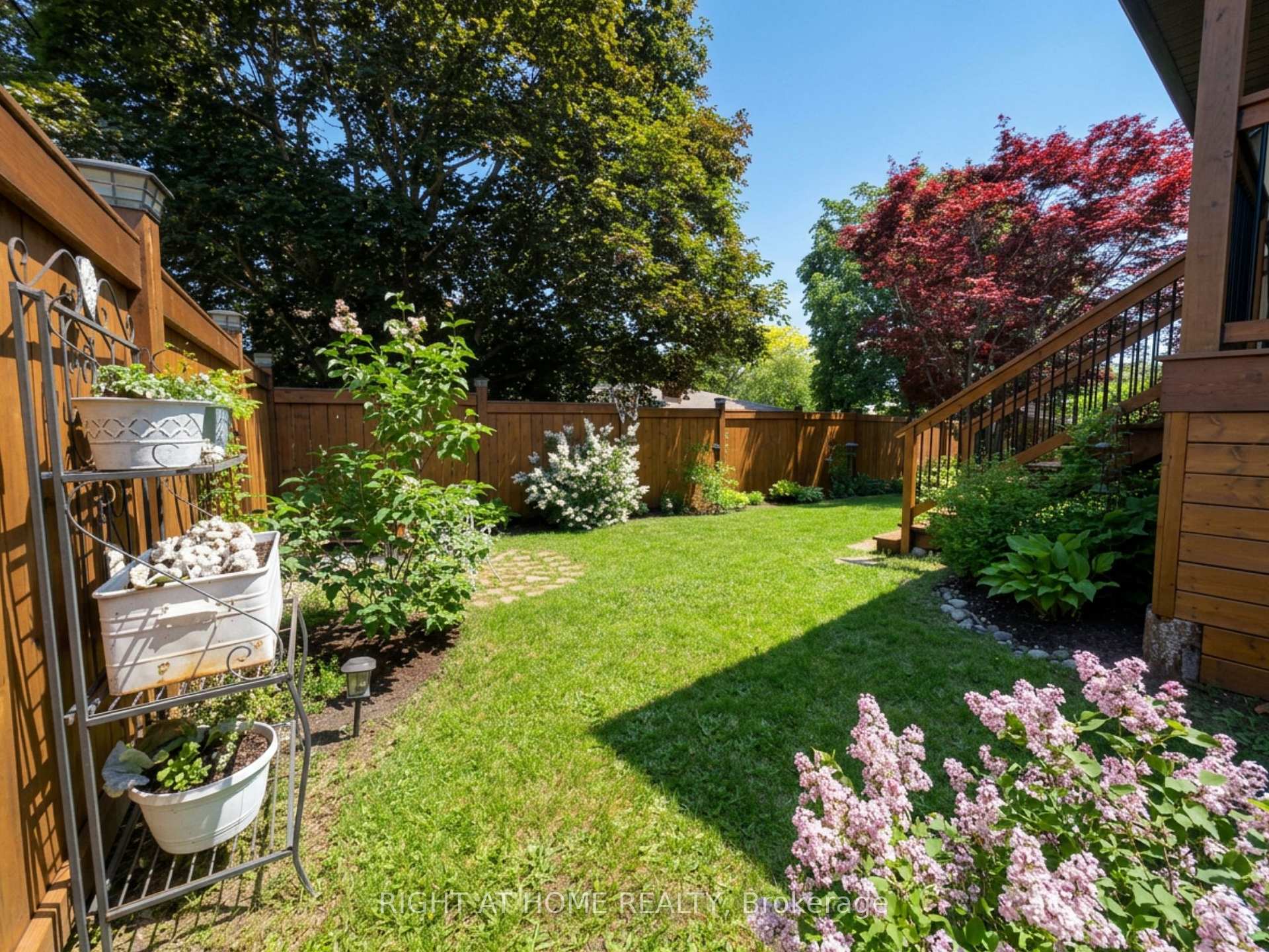 Photo 28 of 20 Argyle Crescent, Prince Edward County, Picton Ward — HOMEH