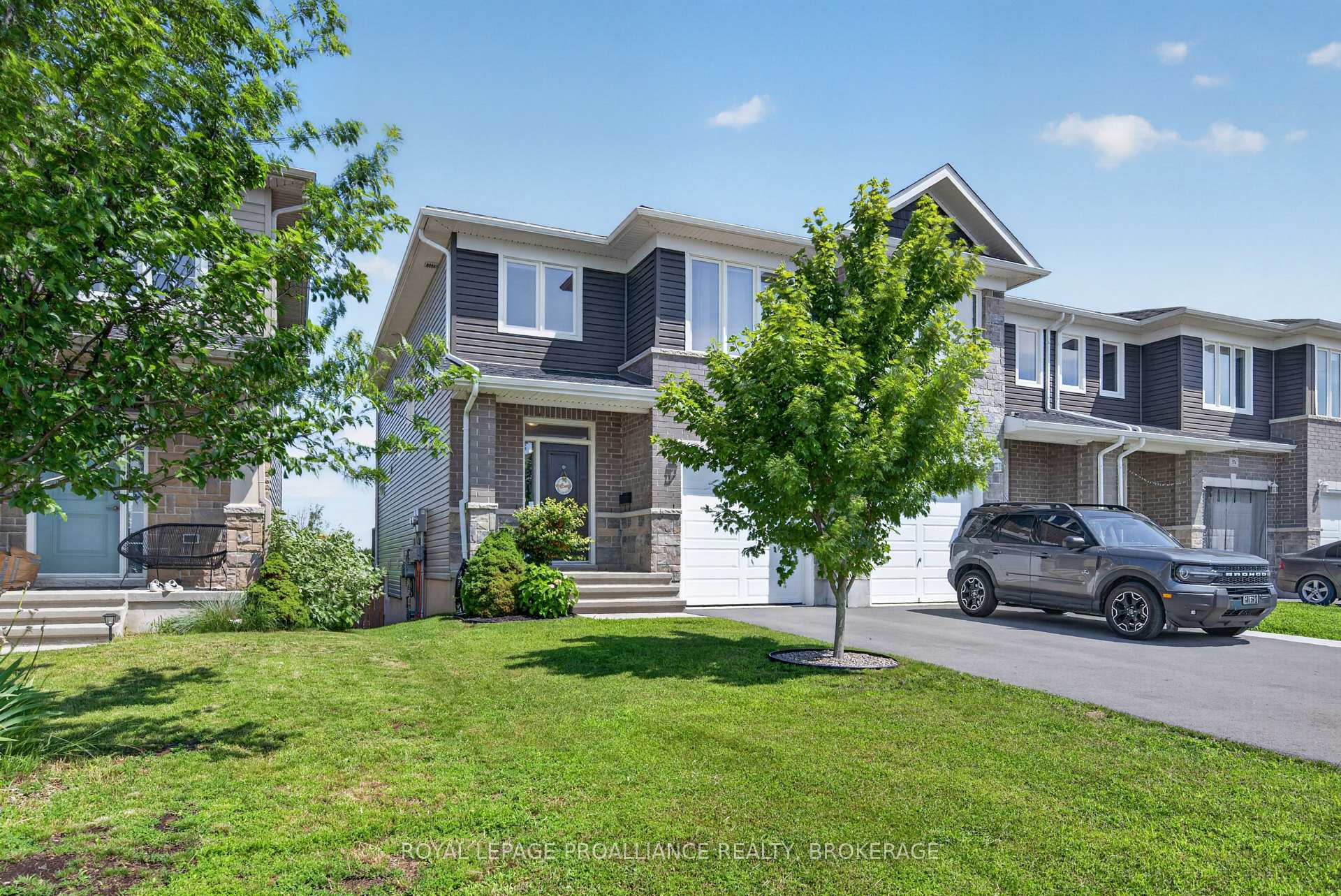 Photo 2 of 378 Buckthorn Drive, Kingston, City Northwest — HOMEH