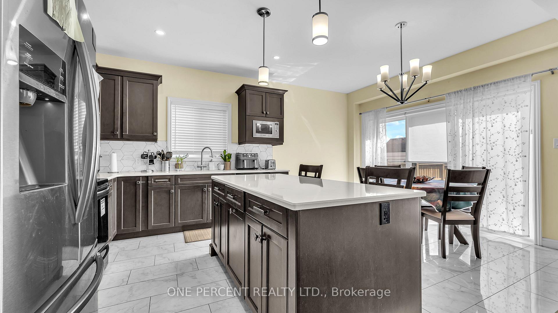Photo 6 of 59 Mcneil Street, Strathroy-Caradoc, Mount Brydges — HOMEH