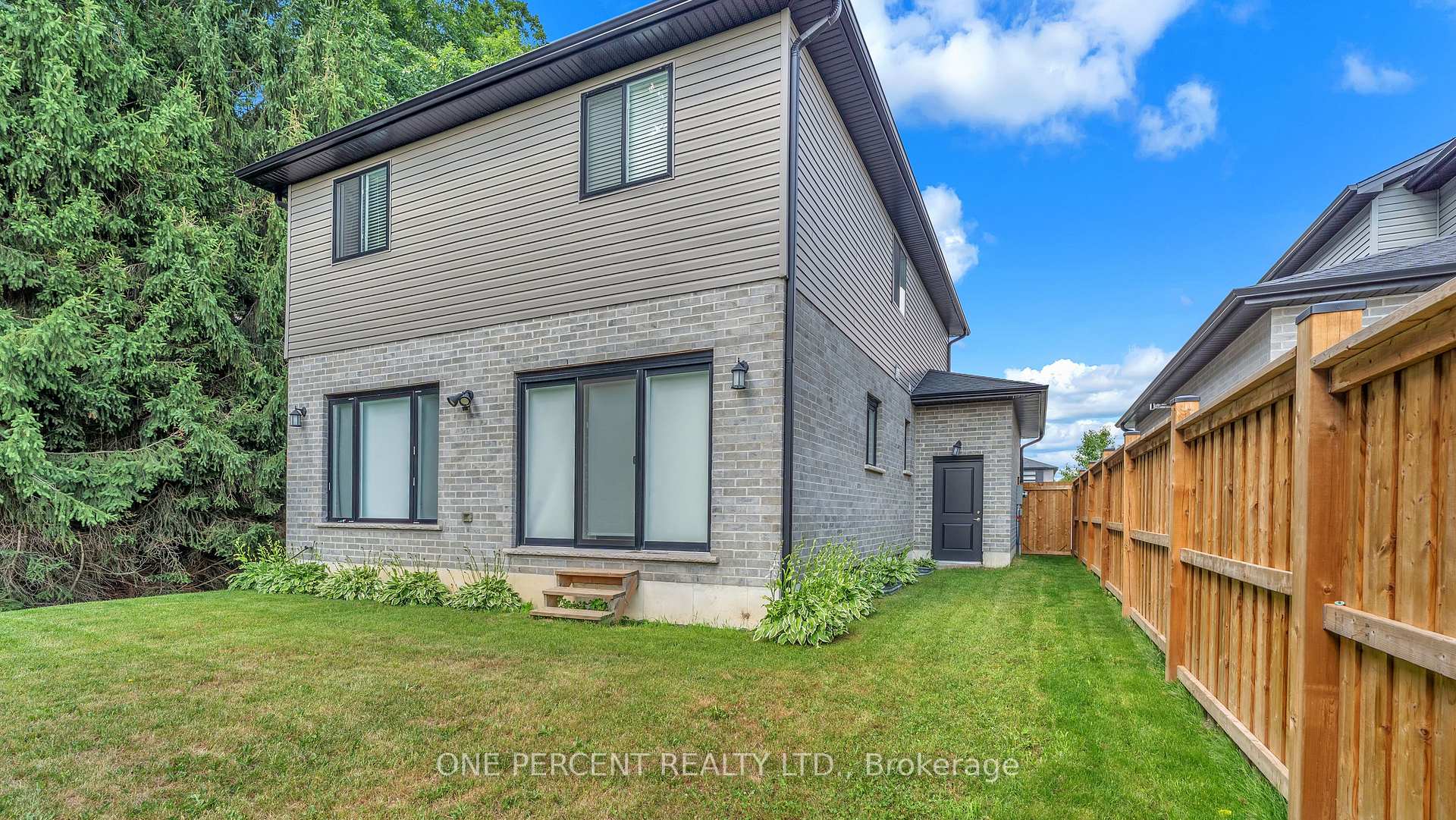 Photo 22 of 59 Mcneil Street, Strathroy-Caradoc, Mount Brydges — HOMEH