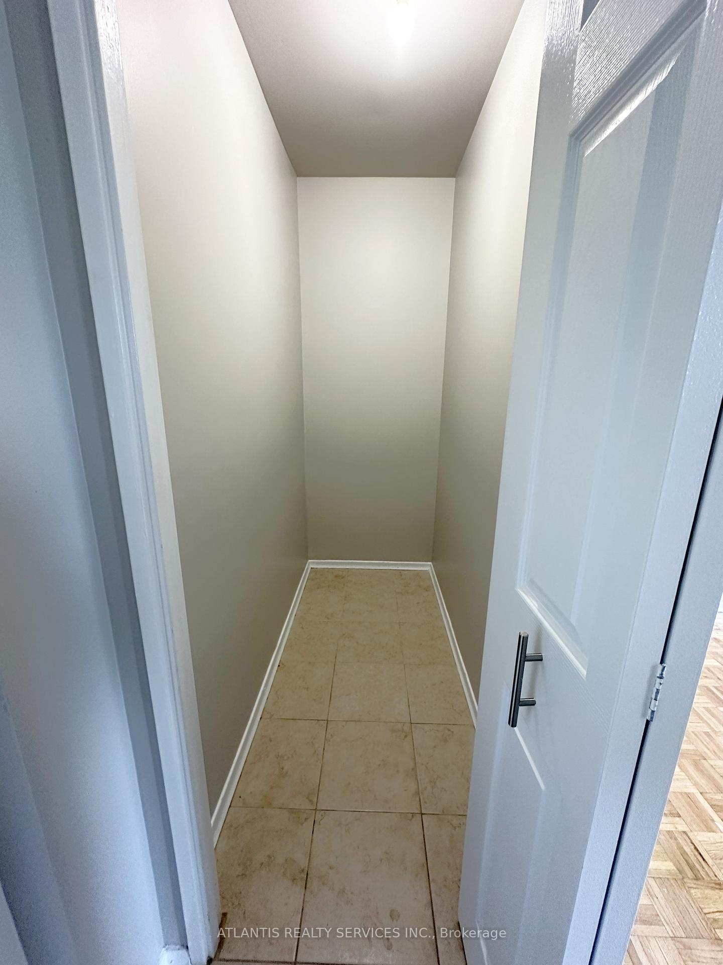 Photo 7 of Unit 404, 115 John Street, Halton Hills, Georgetown — HOMEH