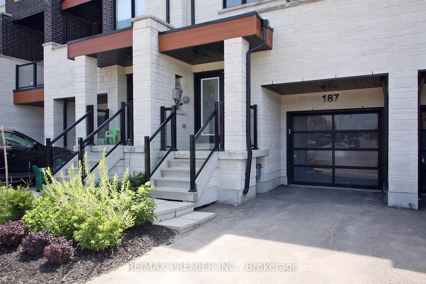Photo 10 of 187 Lebovic Campus Drive, Vaughan, Patterson — HOMEH