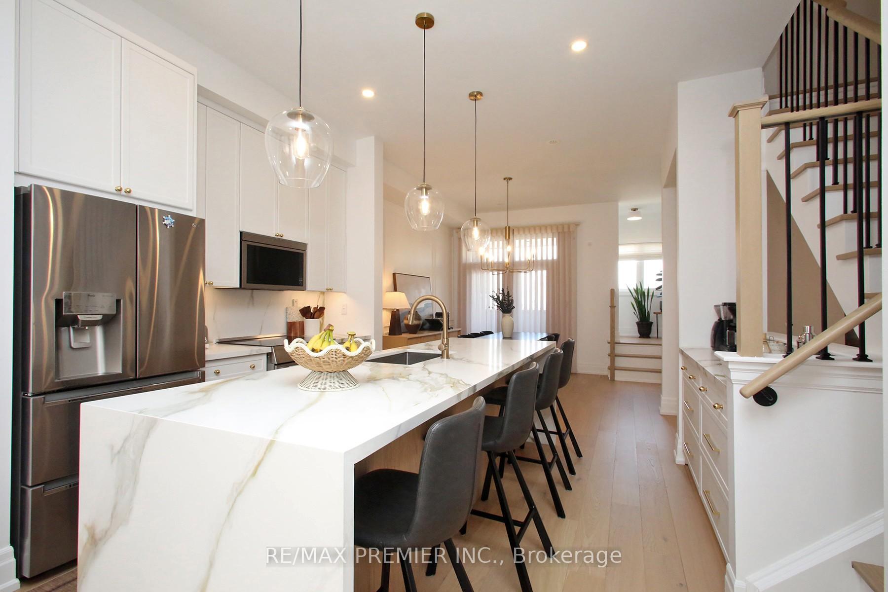 Photo 11 of 187 Lebovic Campus Drive, Vaughan, Patterson — HOMEH