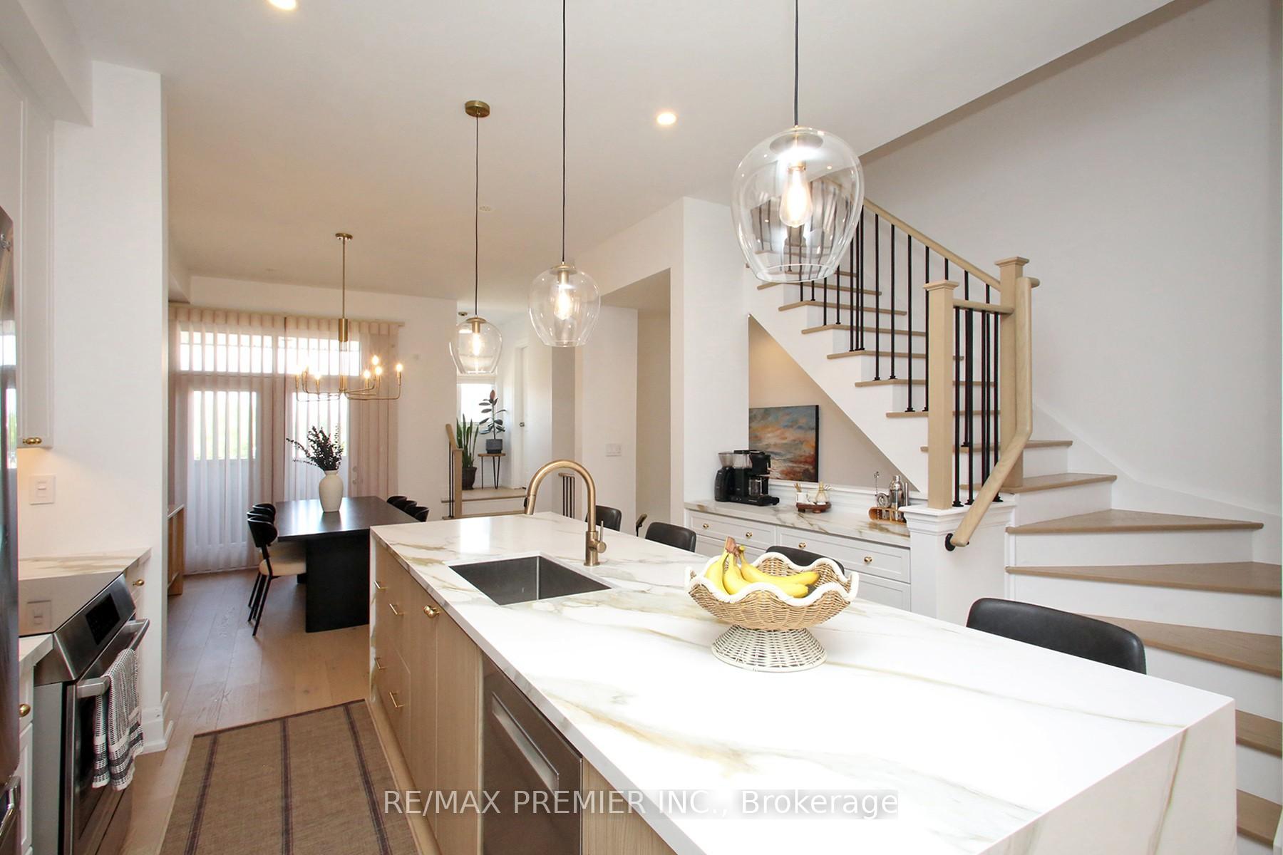 Photo 13 of 187 Lebovic Campus Drive, Vaughan, Patterson — HOMEH